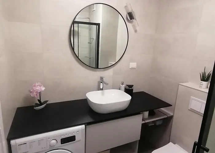 Lungomare 4 Apartment *