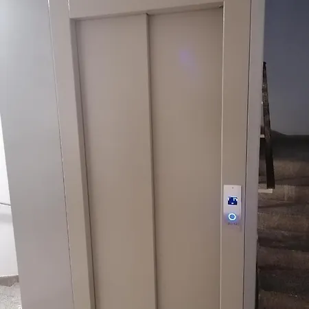 Апартаменты Lungomare 4 *