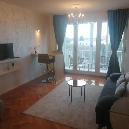Lungomare 4 Appartement Pula