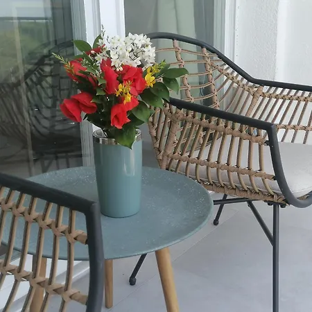 Lungomare 4 Apartment