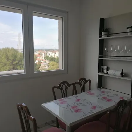 Appartement Lungomare 4 Pula