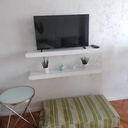 Lungomare 4 Апартаменты *